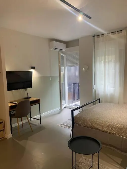 Apartment E2G Urban Stay With Balcony Thessaloniki